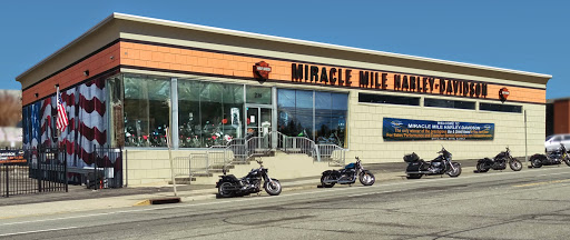 Miracle Mile Harley-Davidson, 215 Northern Blvd, Great Neck, NY 11021, USA, 