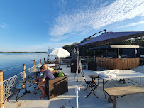 Atmosphère du Bar-restaurant à huîtres La Nurserie Du Golfe à Sarzeau - n°2