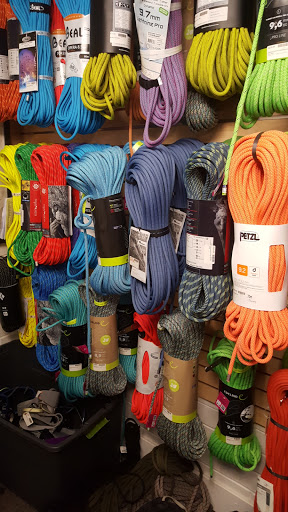 Outdoor Sports Store «The Gear Room», reviews and photos, 2258 Fort Union Blvd, Cottonwood Heights, UT 84121, USA