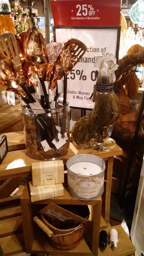 American Restaurant «Cracker Barrel Old Country Store», reviews and photos, 2012 E 59th St, Anderson, IN 46013, USA