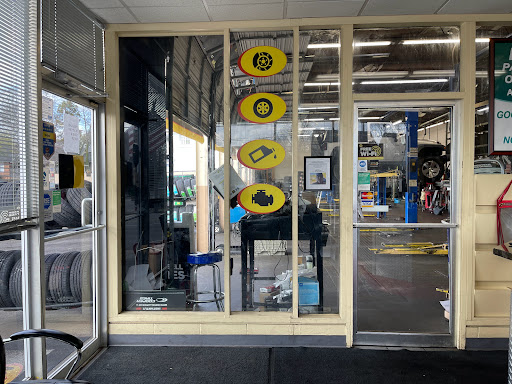 Car Repair and Maintenance «Midas», reviews and photos, 2701 Millwood Ave, Columbia, SC 29205, USA