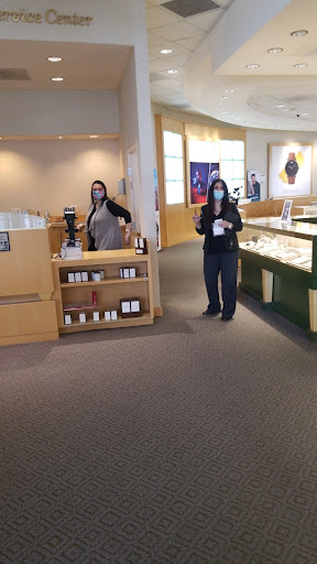 Jewelry Store «Jared The Galleria of Jewelry», reviews and photos, 45011 Utica Park Blvd, Utica, MI 48315, USA