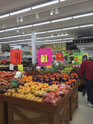 Grocery Store «Fareway Grocery», reviews and photos, 619 Burnett Ave, Ames, IA 50010, USA