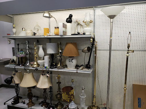 Thrift Store «Goodwill», reviews and photos, 601 N Water St, Silverton, OR 97381, USA