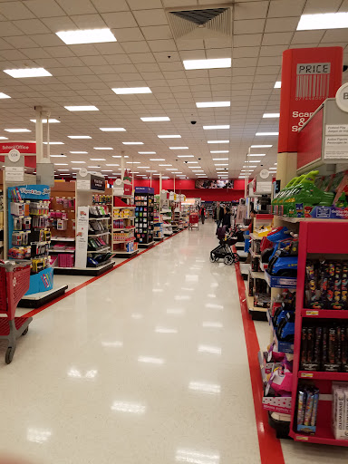 Department Store «Target», reviews and photos, 1400 E Lake Cook Rd, Wheeling, IL 60090, USA