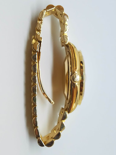 Jewelry Store «Saatchi Jewelry», reviews and photos, 4545 Austin Blvd, Island Park, NY 11558, USA