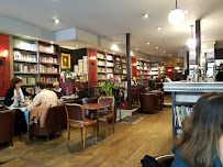 Atmosphère du Restaurant Café Livres à Paris - n°12
