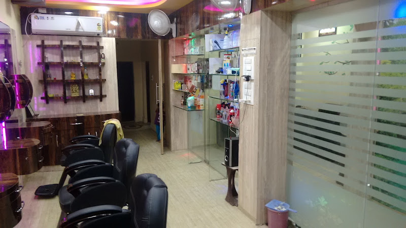 Majestic Mens Parlour Kalaburagi