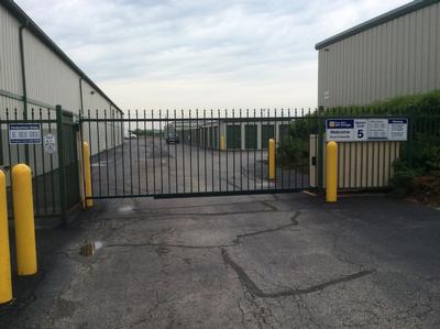 Self-Storage Facility «Life Storage», reviews and photos, 2625 E Main St, St Charles, IL 60174, USA