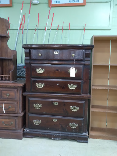 Thrift Store «Community Thrift Stores», reviews and photos, 1047 SE Military Dr, San Antonio, TX 78214, USA