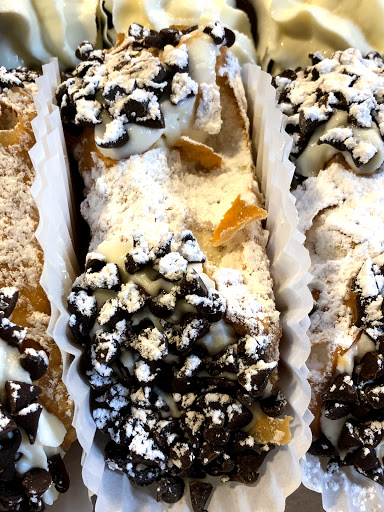 Bakery «Antoines Pastry Shop», reviews and photos, 317 Watertown St, Newton, MA 02458, USA