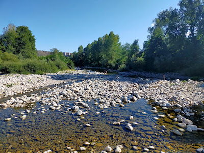 plage du petit rocher à Joyeuse
