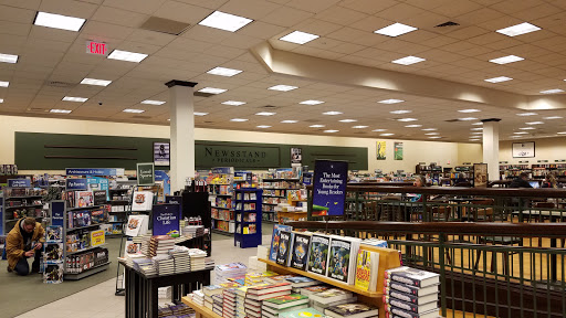 Book Store «Barnes & Noble Booksellers Moorestown», reviews and photos, 1311 Nixon Dr, Moorestown, NJ 08057, USA