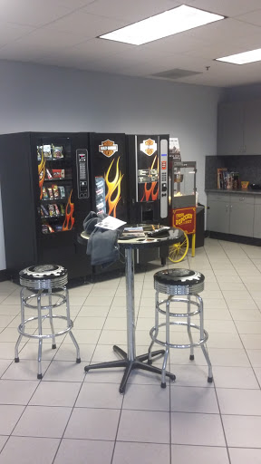 Harley-Davidson Dealer «Oakland Harley-Davidson», reviews and photos, 151 Hegenberger Rd, Oakland, CA 94621, USA