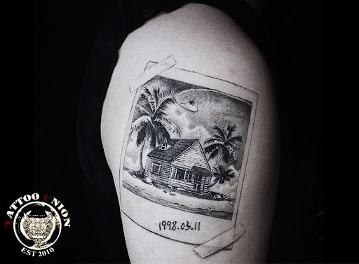 Explore pyramid tattoo ideas, creative tattoo ideas in Chicago, available at TATTOO UNION CHICAGO