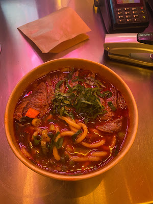 BUN'S LAND麻辣馍坊 à Paris