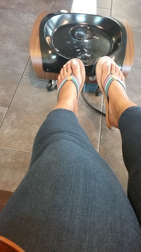 Nail Salon «Q-ticles Nail Spa», reviews and photos, 2127 E Capitol Dr, Milwaukee, WI 53211, USA