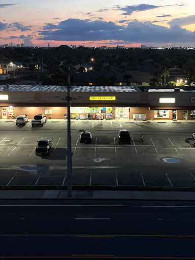Discount Store «Dollar General», reviews and photos, 818 N Miramar Ave, Indialantic, FL 32903, USA