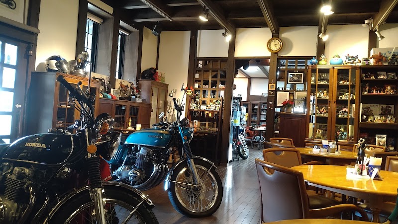 MOTO GREEN CAFE