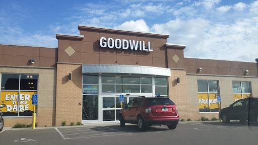 Thrift Store «Goodwill - Arden Hills», reviews and photos, 1103 County Rd E, Arden Hills, MN 55112, USA