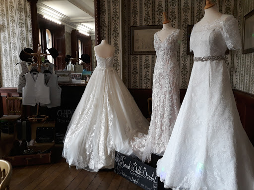 Second hand wedding dresses stores Swindon