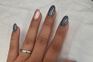 Modern Nails & Salon