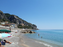 Foto von Plage de Garavan mit sehr sauber Sauberkeitsgrad