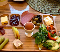 Café Milk & Honey photo