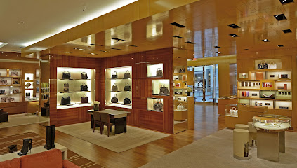Lv Boutique At Tysons Corner Bloomingdales