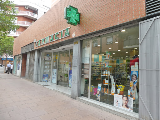 Información y opiniones sobre Farmacia Enrique García Modrego de Barcelona