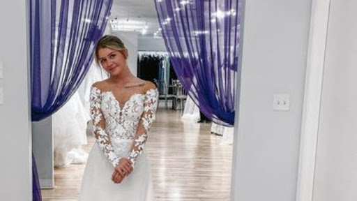 Bridal Shop «Bridal Connection», reviews and photos, 708 N Ankeny Blvd, Ankeny, IA 50023, USA