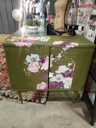 Thrift Store «Second Chances Thrift Store», reviews and photos, 49 Glendale Ave, Asheville, NC 28803, USA