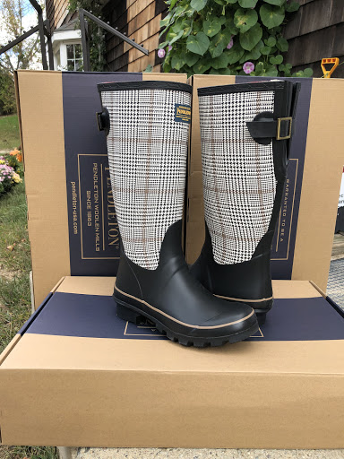 Horse Riding School «Briggs Stable Tack Shop & Trailer», reviews and photos, 623 Hanover St, Hanover, MA 02339, USA