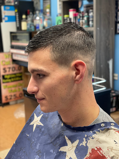 Barber Shop «Three Jays Barber Shop», reviews and photos, 41 Granny Rd, Farmingville, NY 11738, USA