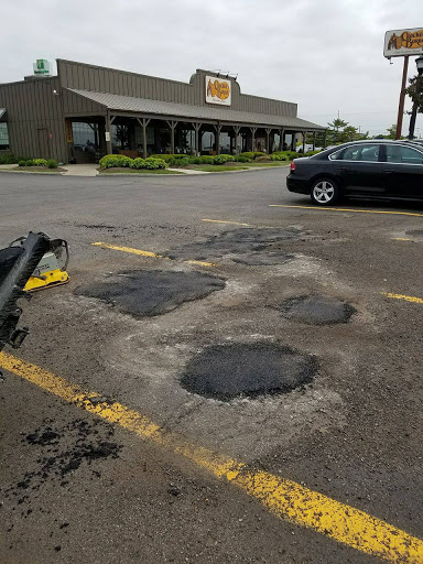 American Restaurant «Cracker Barrel Old Country Store», reviews and photos, 1313 Hilliard Rome Rd E, Columbus, OH 43228, USA