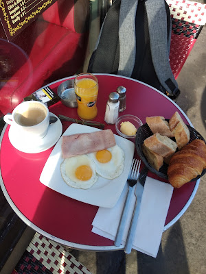 Starbucks à Paris
