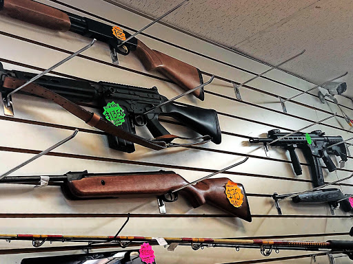 Pawn Shop «Lucky Pawn & Jewelry», reviews and photos, 3029 Davie Blvd, Fort Lauderdale, FL 33312, USA