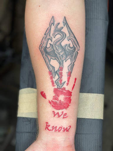 Explore mom and daughter tattoo ideas, creative tattoo ideas in Jonesboro, available at Gallery Of Ink Tattoo Shop