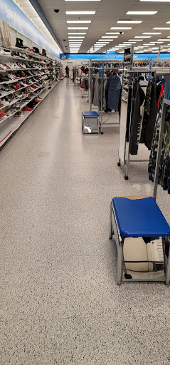 Clothing Store «Ross Dress for Less», reviews and photos, 1161 N Burleson Blvd, Burleson, TX 76028, USA