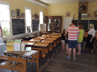 Old Sacramento Schoolhouse Museum