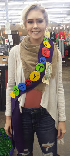 Outlet Mall «Finders Keepers Traders Outlet Mall», reviews and photos, 740-784 Chelsa Dr, Madisonville, KY 42431, USA