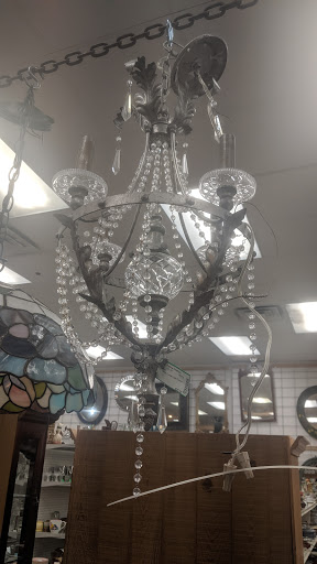 Consignment Shop «Patina Interiors», reviews and photos, 4001 Hwy 190 Service Rd, Covington, LA 70433, USA