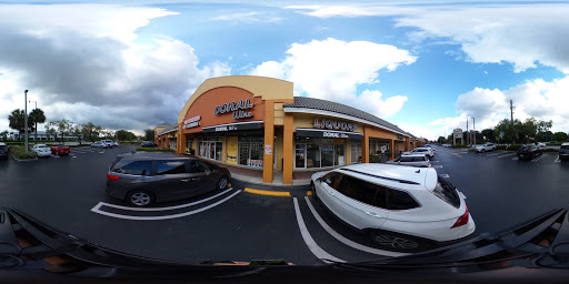 Liquor Store «Doral Wine & Spirits», reviews and photos, 10411 NW 41st St, Doral, FL 33178, USA