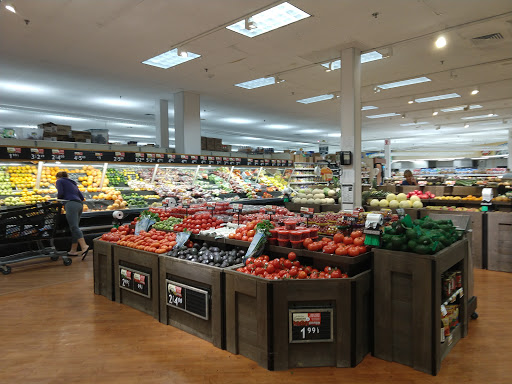 Grocery Store «ShopRite», reviews and photos, 3600 E Landis Ave, Vineland, NJ 08361, USA