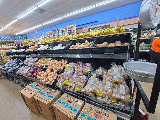 Supermarket «Huracan Supermarket», reviews and photos, 402 E Sligh Ave, Tampa, FL 33604, USA