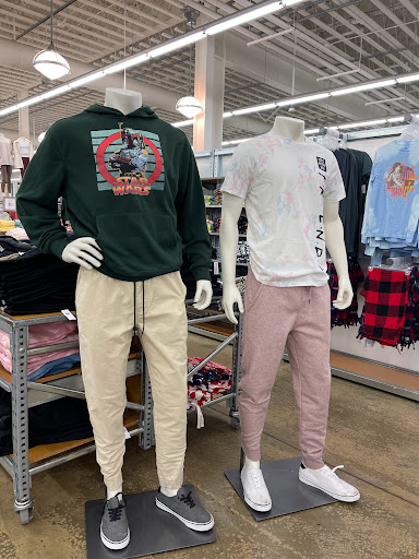 Clothing Store «Old Navy», reviews and photos, 1600 Saratoga Ave, San Jose, CA 95129, USA