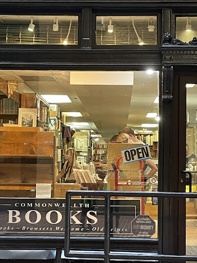 Used Book Store «Commonwealth Books», reviews and photos, 9 Spring Ln, Boston, MA 02109, USA