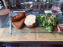 Plats et boissons du Restaurant français Auberge de la Plaine à Sainte-Gemme-la-Plaine - n°18