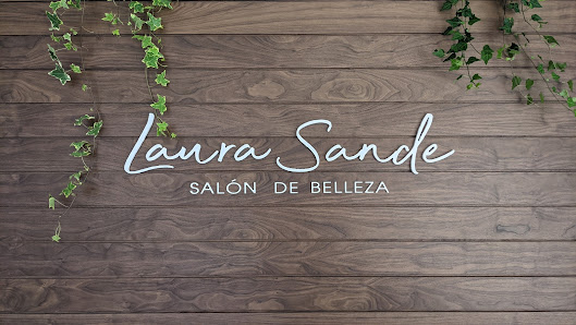 Laura Sande Salón de Belleza Rúa Xohán Xesús González, 5, 36670 Cuntis, Pontevedra, España