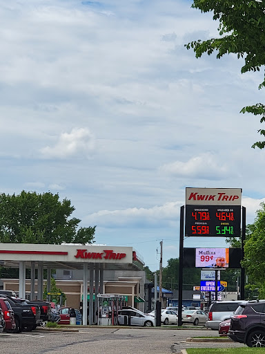 Convenience Store «Kwik Trip #398», reviews and photos, 2135 Brackett Ave, Eau Claire, WI 54701, USA